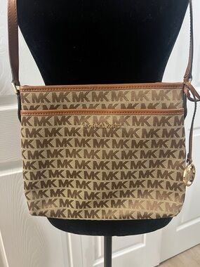 Michael Kors Bedford Monogram Flat Crossbody Bag